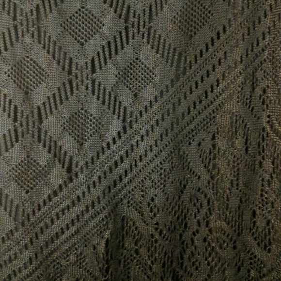 Black dress - Picture 2 of 4